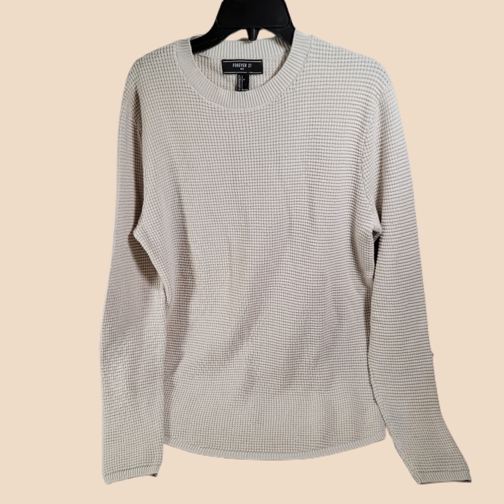 Mens Forever 21 Size Large Cream Colored textured Sweater.